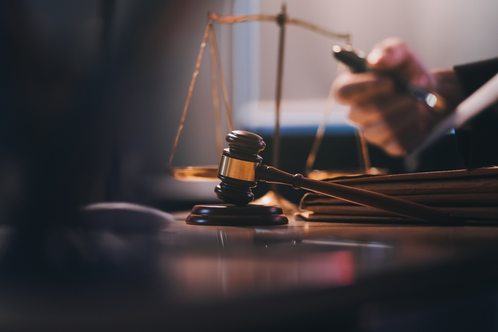 What are the types of violations and bail outcomes